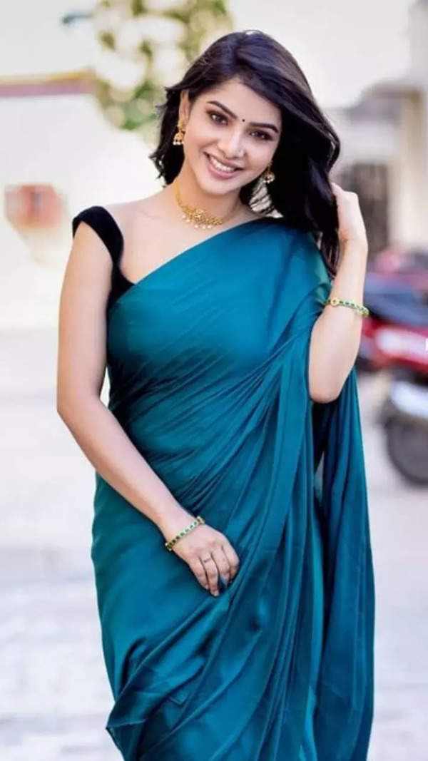 Pavithra Lakshmi Stills