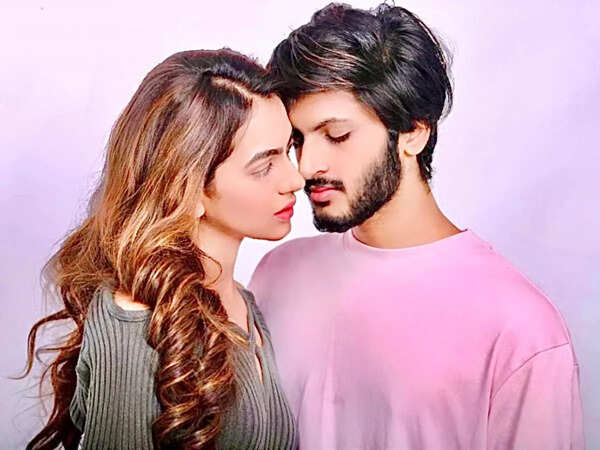 Kashika Kapoor and Hrithik Saurya
