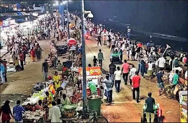 Kolkata crowd