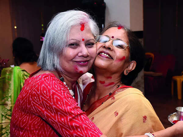 Ranu Bhattacharya (L) & Kajol Banerjee (BCCL/ Vishnu Jaiswal)