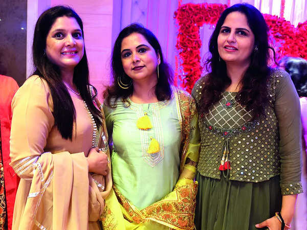 (L-R) Shweta, Simran and Neelam (BCCL/ Arvind Kumar)