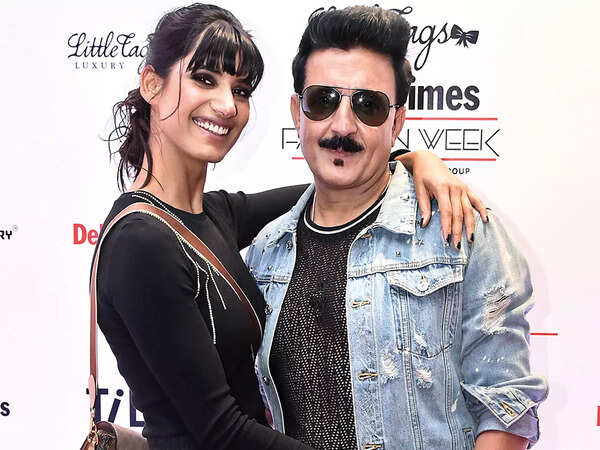 Aanchal Jain & Robin Raina