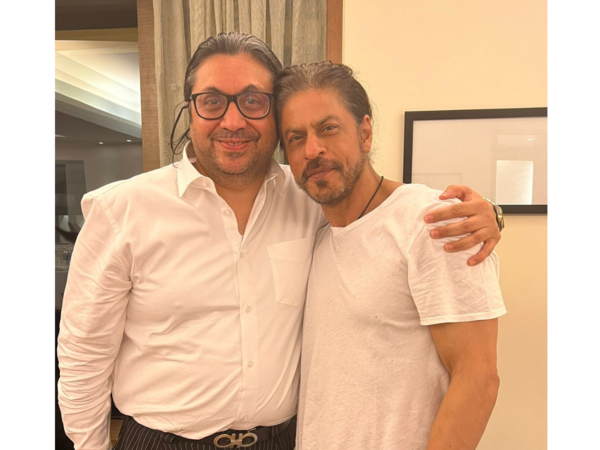 Senior lawyer Sandeep Kapur with Shah Rukh Khan