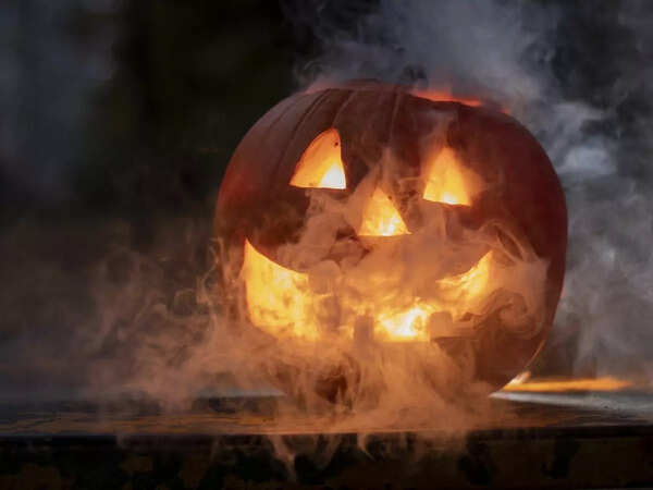 Halloween Wishes, Halloween Messages, Halloween Quotes, Halloween Images, Halloween Facebook, Halloween WhatsApp status