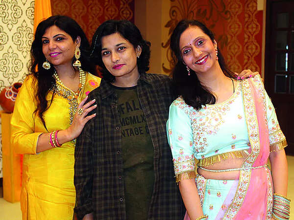 (L-R) Ruhi, Shipra and Riya Bajaj (BCCL/ Arvind Kumar)
