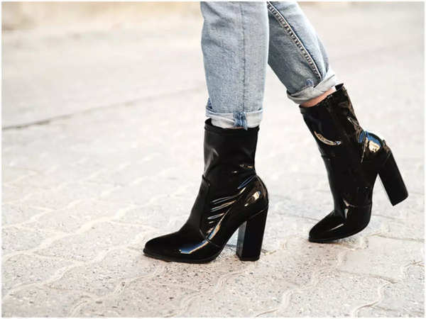 Your stylish boots guide for the winter! - Times of India