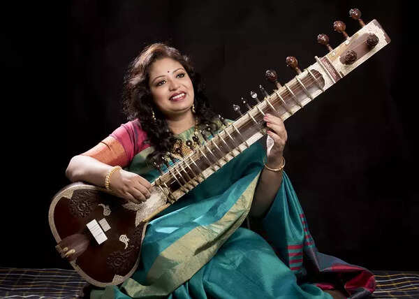 Sahana Banerjee online