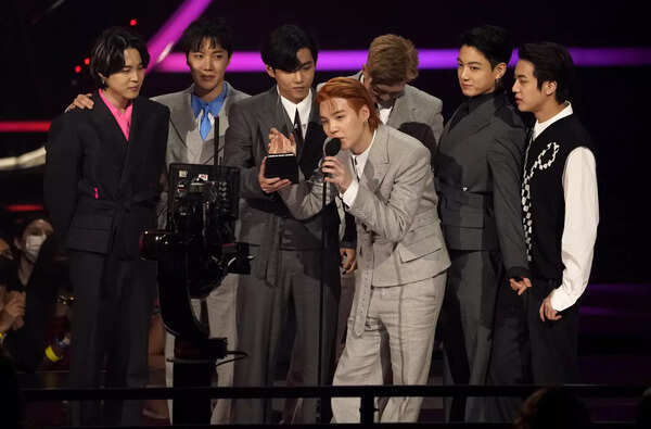 Los Angeles : BTS accepts the award for artist of the year at the American Music...