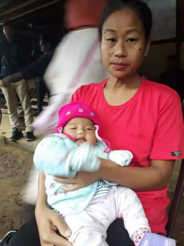 Langtun-wife-Ngamlem.