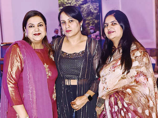 (L-R) Nidhi Agrawal, Vandana Shah and Sonal Agrawal (BCCL/ Unmesh Pandey)