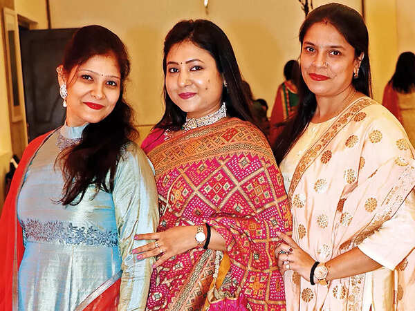 (L-R) Roma Khanna, Akanksha Khanna & Shweta Khanna (BCCL/ Unmesh Pandey)