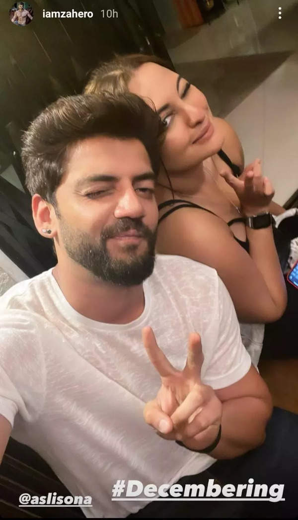 Indian Sonakshi Hot Xxx Videos - Sonakshi Sinha is currently 'Decembering' with rumoured boyfriend Zaheer  Iqbal: see pic | Hindi Movie News - Times of India