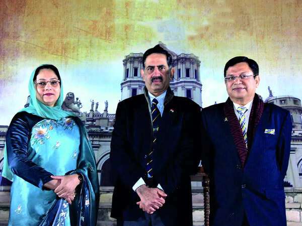 Dr Hana Khan, Prof Balram Bhargava and Lt Gen Bipin Puri (BCCL/Vivek Kumar)