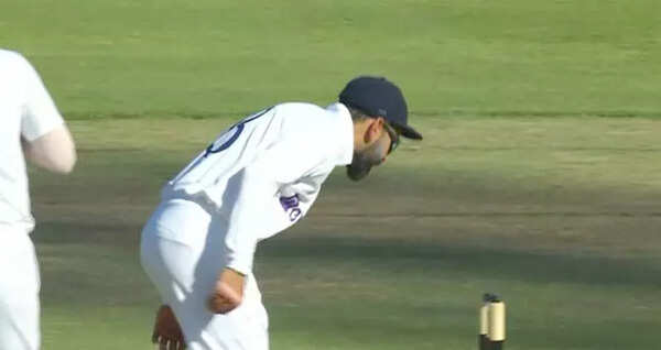Embed-Kohli-1501