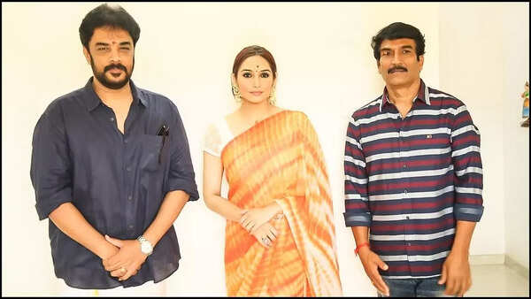 'One 2 One' movie Puja