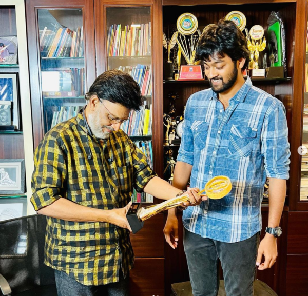 Actor and Director Bhagyraj with Raju Jeyamohan