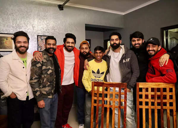 dheerajkkumar_272763803_958372725099377_176526889824887726_n