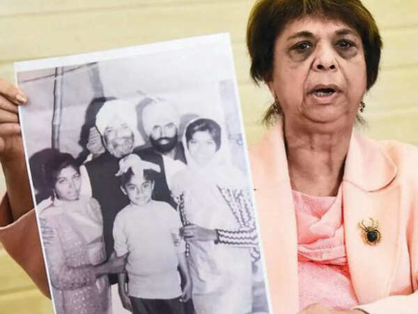 Suman Toor has accused the Punjab Congress leader of not giving “their mother due place” after the death of their father
