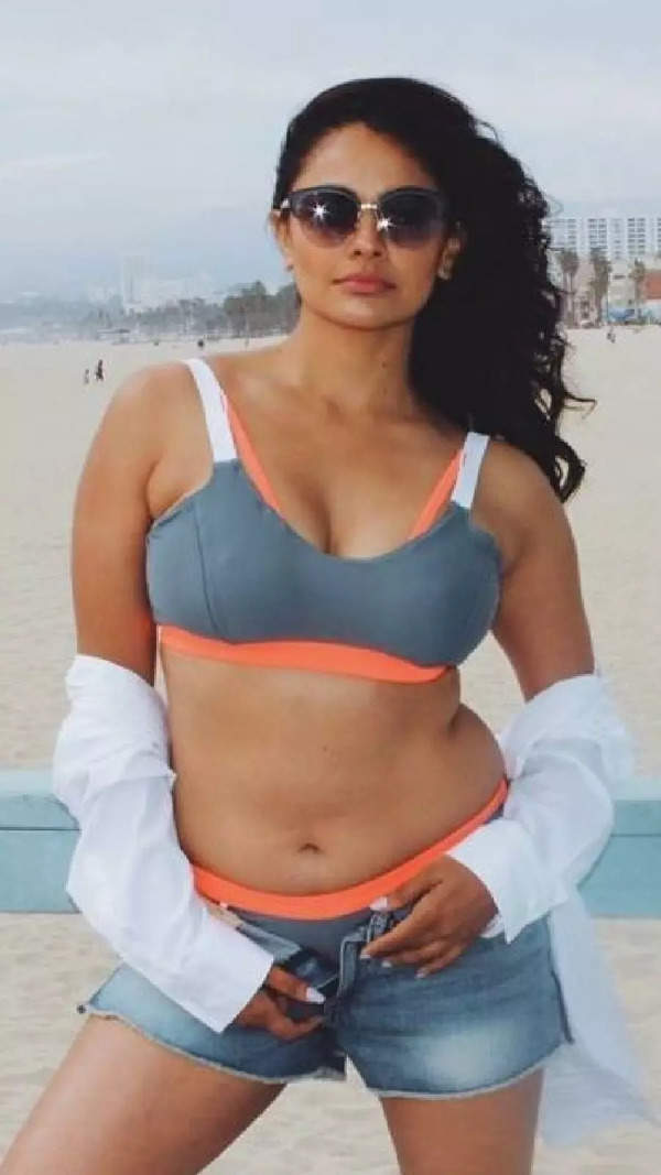 Pooja Kumar Photos