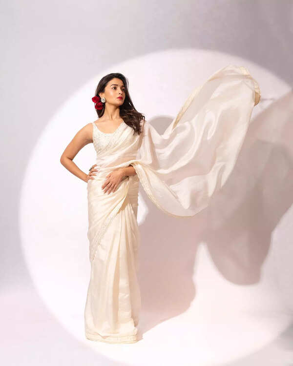 aliaabhatt_273500405_543861910167985_6812835875425700440_n