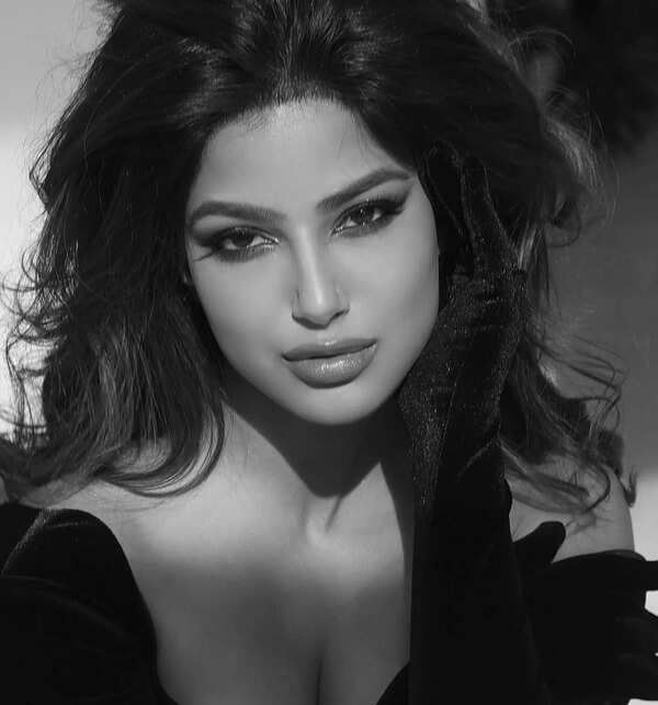 harnaazsandhu_03_273560451_657503778700709_7923463052896069169_n