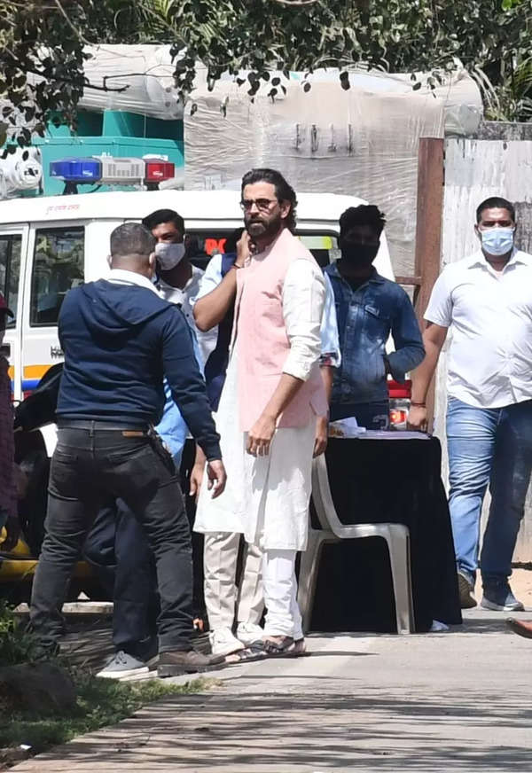 Hrithik roshan clearance kurta pajama