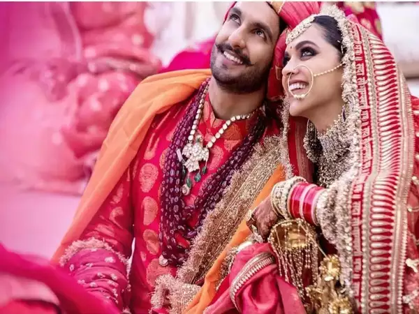 What Constitutes Bridal Trousseau? - Adorable Indian Wedding Attire For  Beautiful Brides