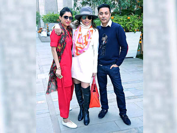 Sana Abedi, Kalyani Chawla and Vicram Sharma