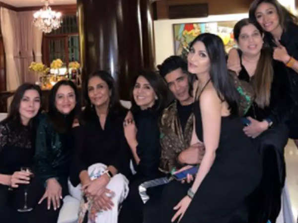 Neetu Kapoor, Riddhima-manish Malhotra Take A Viral Instagram Challenge 