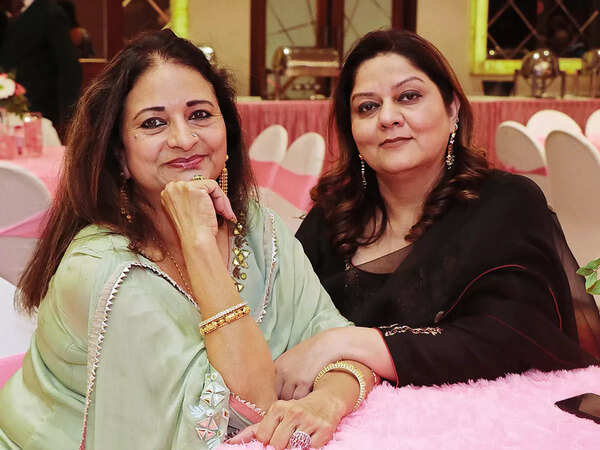 Smita Chandra (L) and Uzma Khan (BCCL/ Vivek Kumar)