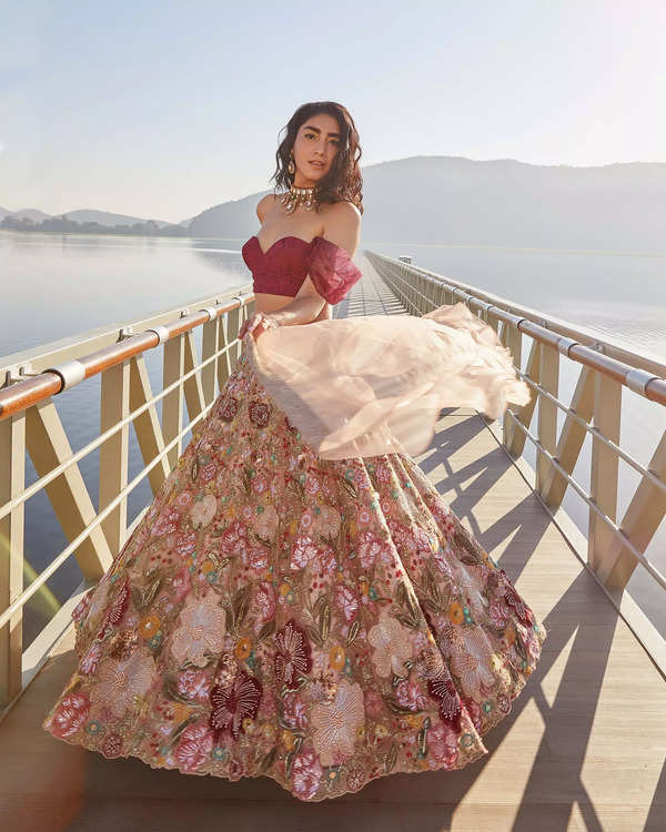 Designers Shyamal & Bhumika's summer bridal collection is a breath of fresh  air! VIEW PICS | India.com