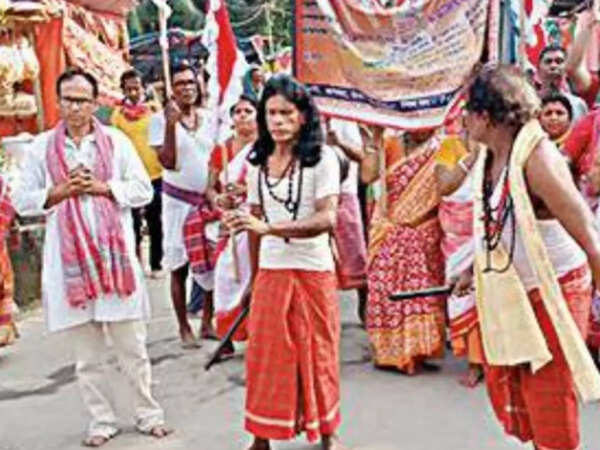 The Baruni mela at Thakurnagar
