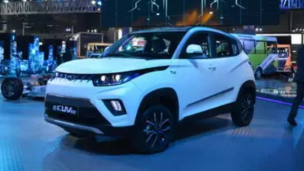 Mahindra eKUV100
