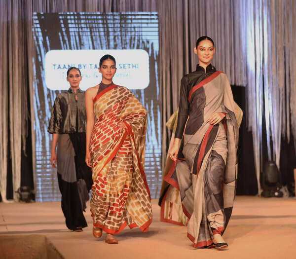 Saris from 11 different Indian states on the ramp - Times of India