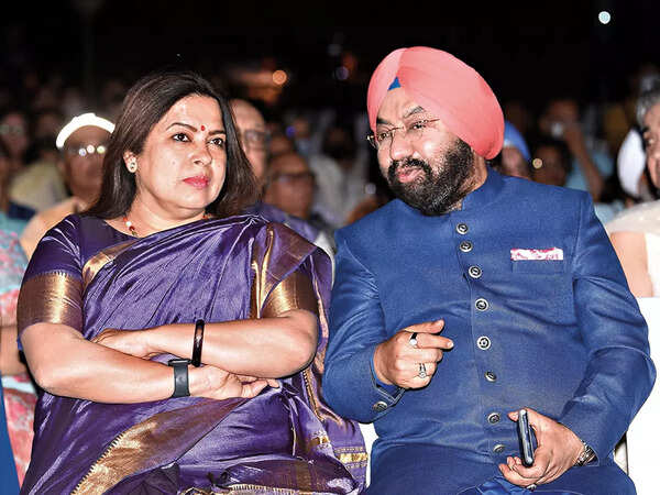 Meenakshi Lekhi, Minister of State for External Affairs and Culture, and Vikramjit Singh Sahney
