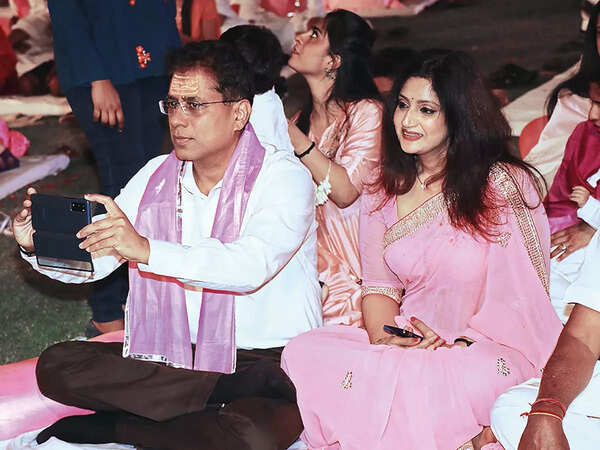 A Satish Ganesh and Kalpana Singh