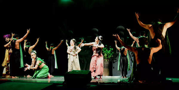 Abhijnana Sakuntalam: A play