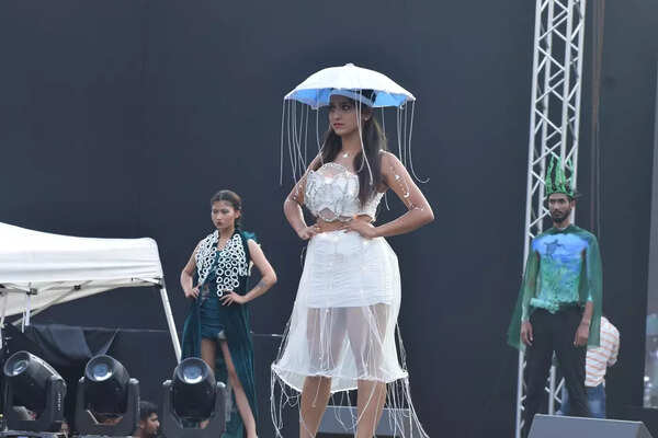 Benny Dayal, Lost Stories & DJ Rhea perform at Krupanidhi Group of ...