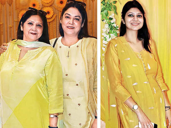 (L) Alka Anand and Neelam Anand (R) Arambhika Barman
