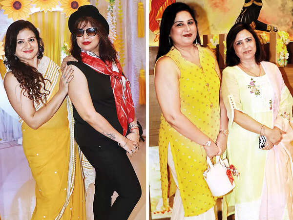 (L) Anshul Garg and Aarti Khosla (R) Bhawana Kalra and Rajni Grover