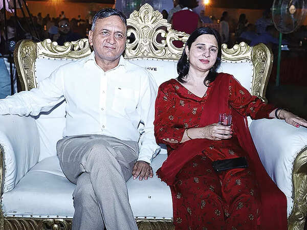 Lt Gen Rajiv and Archana Sharma