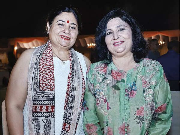 Puja Dubey and (R) Pankaja