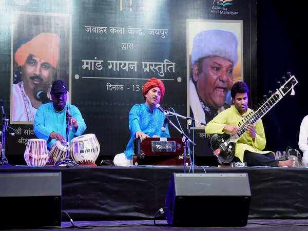 maad gayan prastuti at jkk (4)