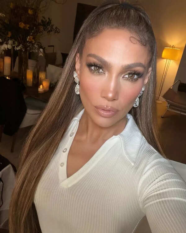Jlo's premiere makeup