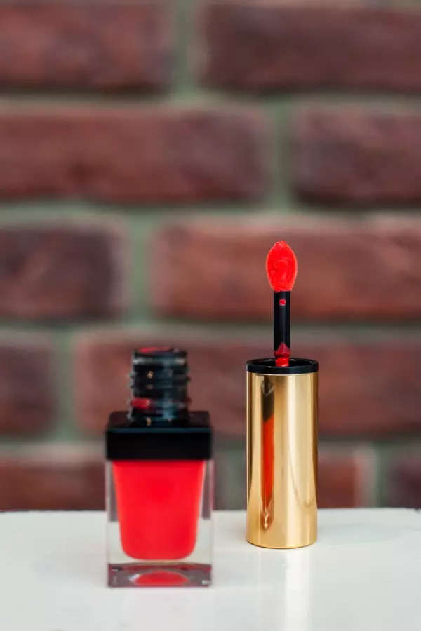 Unconventional lipsticks are turning into the new classic - Times of India