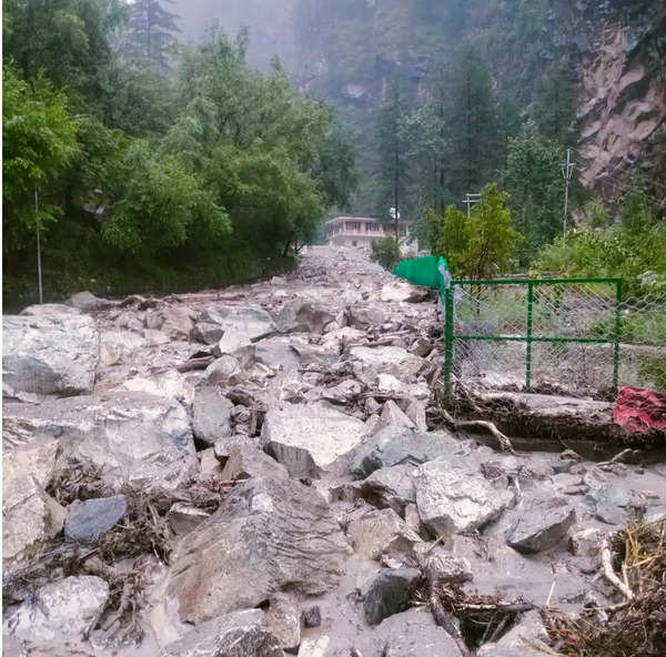 Himachal Pradesh Cloudburst One Dead Four Missing As Houses Tourist Camps Washed Away 