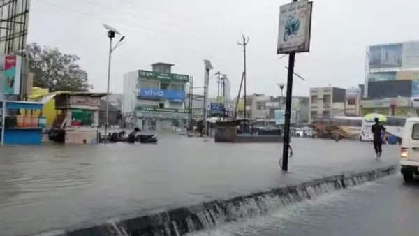 Gujarat: Heavy rains leave hundreds affected in Chhota Udepur ...