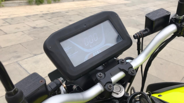 Oben Rorr EV LCD display