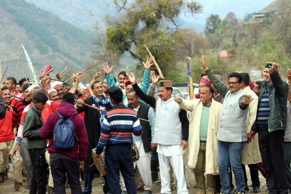 Centre refuses tribal status to Himachal's Trans-Giri area, Dodra Kwar :  The Tribune India