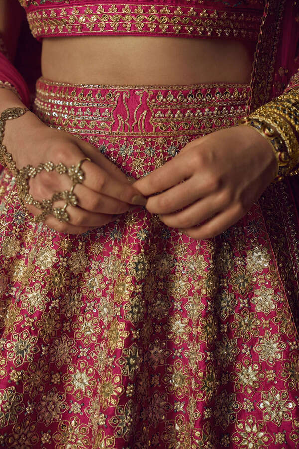 Homage by Anita Dongre - Sara Tendulkar 1